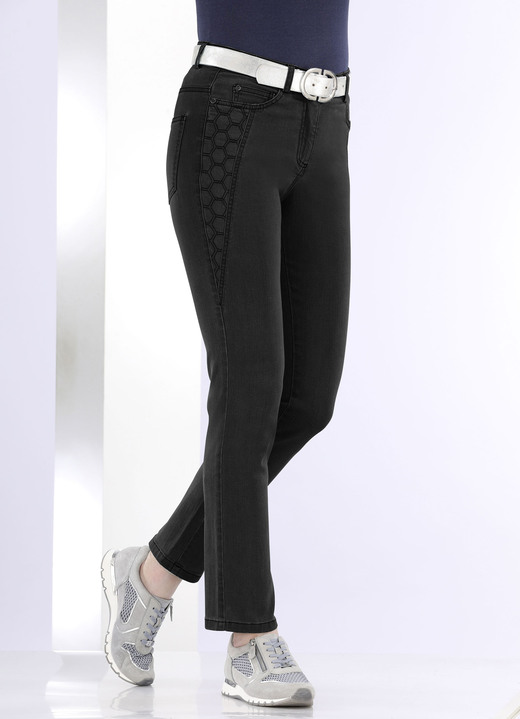 Hosen mit Knopf- und Reißverschluss - Jeans mit schöner Stickerei, in Größe 018 bis 052, in Farbe JEANSBLAU Ansicht 6