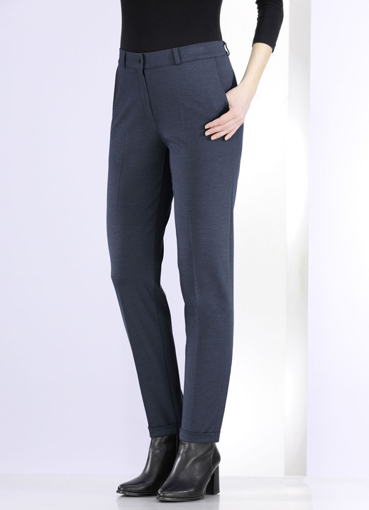 Hosen mit Knopf- und Reißverschluss - Hose mit rückwärtigem Dehnbundeinsatz Ansicht 9 Hosen mit Knopf- und Reißverschluss - Hose mit rückwärtigem Dehnbundeinsatz, in Größe 018 bis 052, in Farbe JEANSBLAU MELIERT Ansicht 9