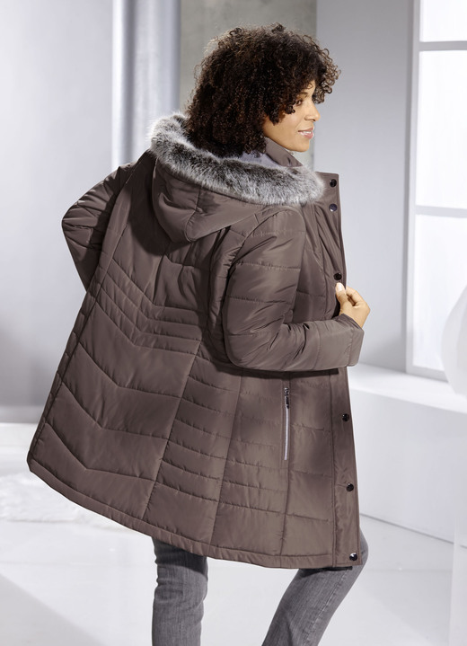 Jacken & Mäntel - Longjacke mit abnehmbarem Kunstpelz-Besatz, in Größe 038 bis 054, in Farbe HELLGRÜN Ansicht 4