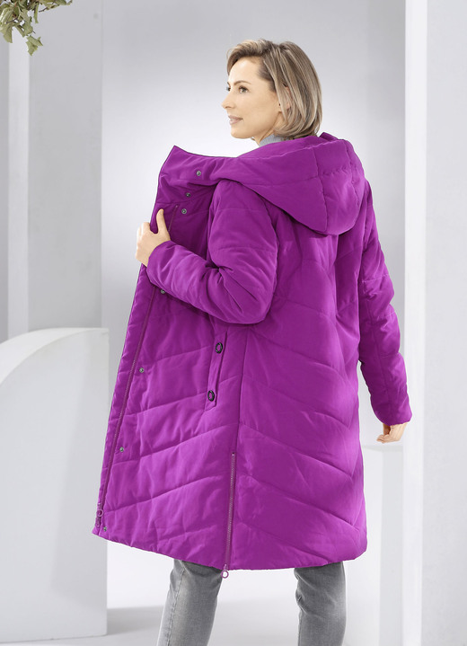 Jacken & Mäntel - Kurzmantel aus recycelten Fasern, in Größe 036 bis 054, in Farbe ZYKLAM Ansicht 3