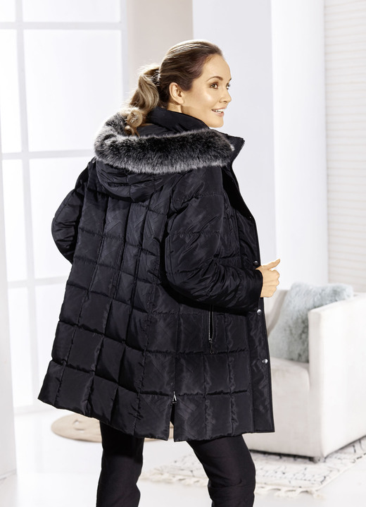 Jacken & Mäntel - Longjacke mit ansprechendem Dessin, in Größe 019 bis 054, in Farbe SCHWARZ Ansicht 3