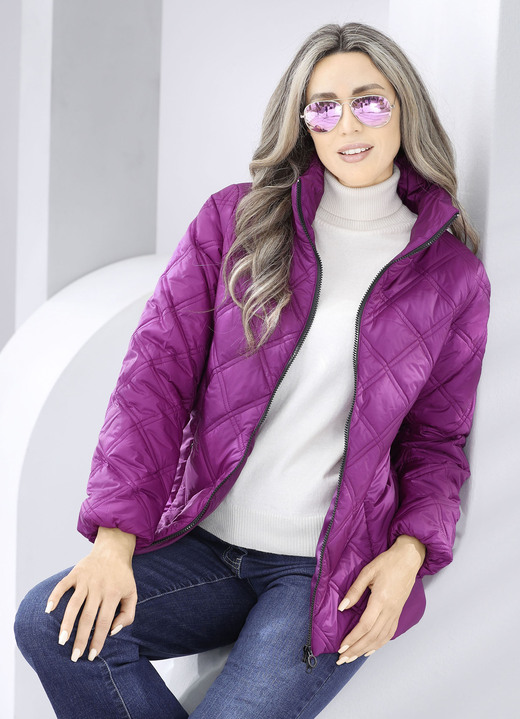 Winterjacken - Jacke mit Reißverschlusstaschen, in Größe 036 bis 052, in Farbe AZALEE Ansicht 2