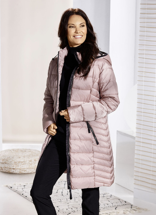 Lang - Kurzmantel mit abnehmbarer Kapuze, in Größe 034 bis 052, in Farbe ROSENHOLZ Ansicht 2