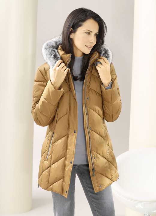 Jacken & Mäntel - Jacke mit abnehmbarem Kunstpelz-Besatz, in Größe 036 bis 054, in Farbe KARAMELL Ansicht 3
