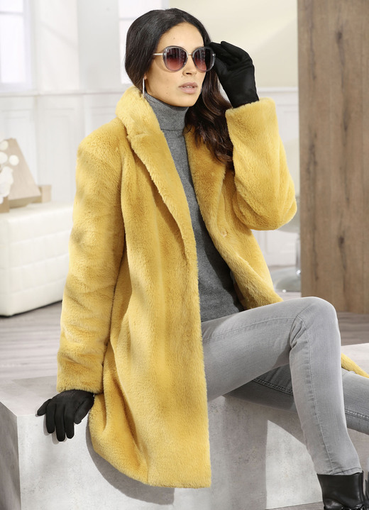 Kunstpelzjacken - Longjacke aus kuschelweichem Kunstpelz Ansicht 2 Kunstpelzjacken - Longjacke aus kuschelweichem Kunstpelz, in Größe 036 bis 052, in Farbe SAFRAN Ansicht 2