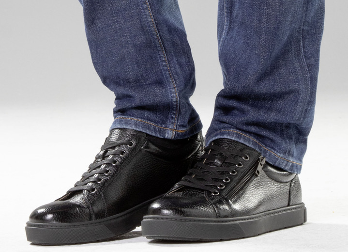 Slipper & Schnürschuhe - GINO GALANTE, klassische Herren-Sneaker, mit herausnehmbarem Fußbett, in Größe 040 bis 046, in Farbe SCHWARZ Ansicht 5