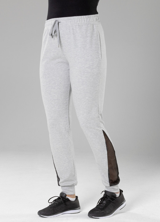 Freizeithosen - Freizeithose mit Netzeinsatz in 4 Farben, in Größe 3XL (52/54) bis XXL (48/50), in Farbe MARINE Ansicht 3