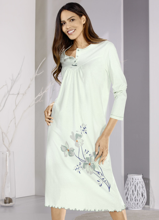 - Zweierpack Nachthemden mit Knopfleiste und Zierschleife, in Größe 038 bis 062, in Farbe 1X ROSÉ-BUNT, 1X PASTELLGRÜN-BUNT Ansicht 2