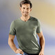 - Dreierpack Shirts mit V-Ausschnitt, in Größe 005 bis 011, in Farbe 2X KHAKI, 1X MARINE – Farbe 2X KHAKI, 1X MARINE – Ansicht 1