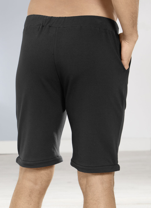 Shortys - Schlaf-und Freizeithose mit verschiedenen Tragevarianten Ansicht 8 Shortys - Schlaf-und Freizeithose mit verschiedenen Tragevarianten, in Größe 046 bis 062, in Farbe MARINE Ansicht 8