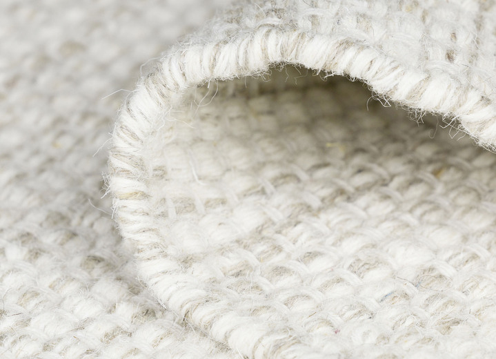 Modern - Brücken und Teppiche aus feuchtigkeitsregulierender Naturfaser Ansicht 10 Modern - Brücken und Teppiche aus feuchtigkeitsregulierender Naturfaser, in Größe 100 (Brücke, 60x 90 cm) bis 289 (Teppich, 240x290 cm), in Farbe NATURWEISS Ansicht 10