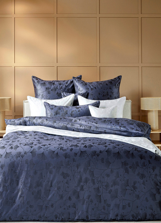 Bettwäschegarnituren - Hochwertige Mako-Brokat-Damast Bettwäsche-Garnitur, in Größe 120 (Kissenbezug, 80/ 80 cm) bis 215 (Deckenbezug, 155/220 cm), in Farbe NACHTBLAU Ansicht 3