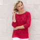3/4-Arm - Pullover mit Rautendessin – Farbe ROT – Ansicht 2 3/4-Arm - Pullover mit Rautendessin, in Größe 036 bis 052, in Farbe ROT – Farbe ROT – Ansicht 2