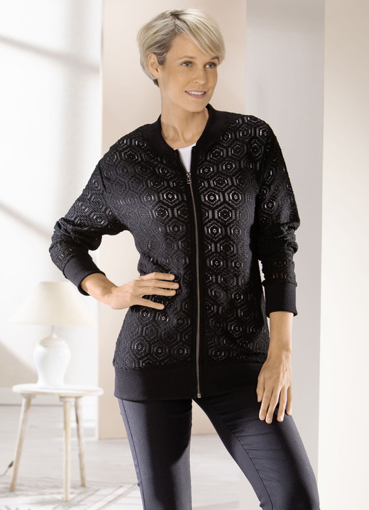 Kurz - Jacke mit Stehkragen, in Größe 038 bis 052, in Farbe SCHWARZ Ansicht 2