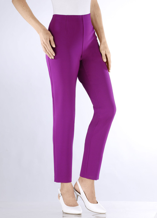 Hosen in Schlupfform - Knöchellange Hose mit angeschnittenem Bund Ansicht 6 Hosen in Schlupfform - Knöchellange Hose mit angeschnittenem Bund, in Größe 018 bis 052, in Farbe MARINE Ansicht 6