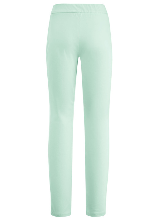 Hosen in Schlupfform - Hose mit abgesteppten Teilungsnähten Ansicht 8 Hosen in Schlupfform - Hose mit abgesteppten Teilungsnähten, in Größe 018 bis 052, in Farbe LAVENDEL Ansicht 8