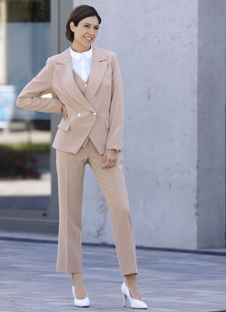 Hosenanzug mit doppelreihig geknöpftem Blazer