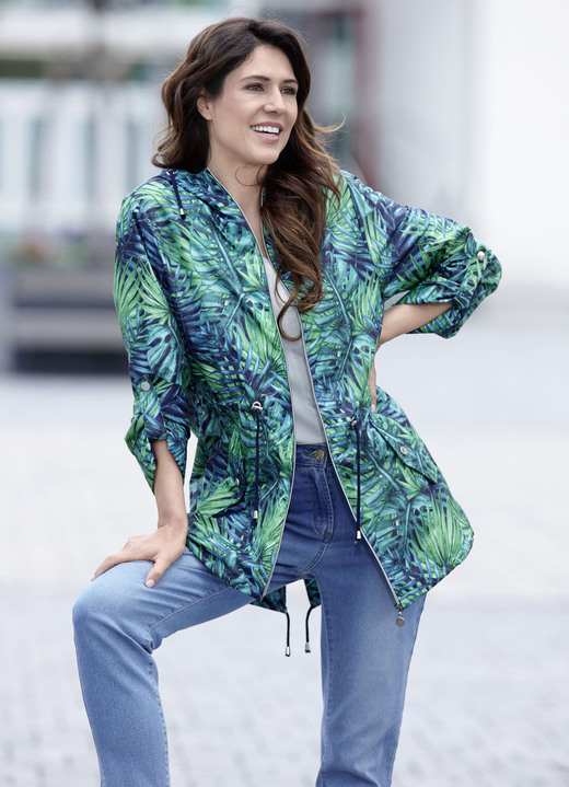 Jacken & Mäntel - Jacke mit fester Kapuze, in Größe 036 bis 054, in Farbe MARINE-GRÜN Ansicht 6