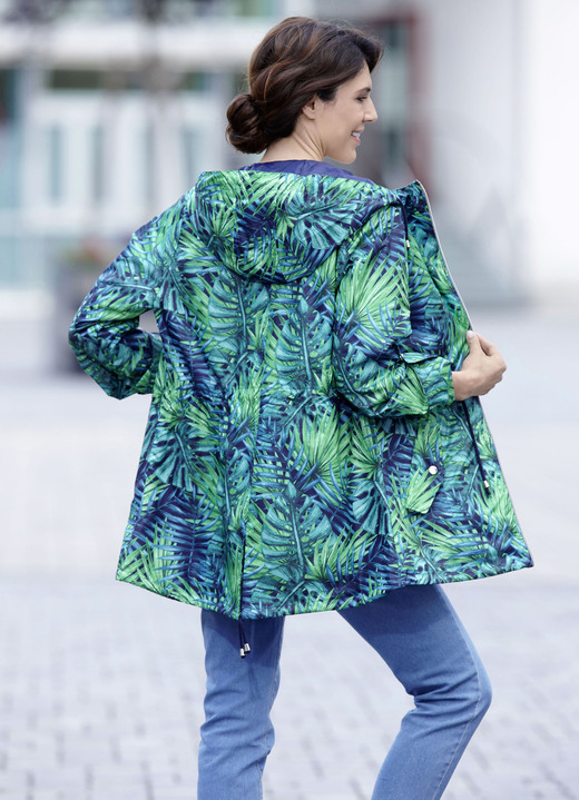 Jacken & Mäntel - Jacke mit fester Kapuze, in Größe 036 bis 054, in Farbe MARINE-GRÜN Ansicht 3