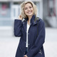 Jacken & Mäntel - Funktionsjacke mit kleinem Regenschild an der abnehmbaren Kapuze – Farbe NAVY – Ansicht 3 Jacken & Mäntel - Funktionsjacke mit kleinem Regenschild an der abnehmbaren Kapuze, in Größe 038 bis 054, in Farbe MAIGRÜN – Farbe NAVY – Ansicht 3