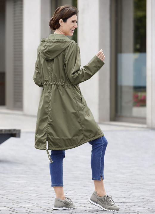 Lang - Kurzmantel mit fester Kapuze, in Größe 036 bis 054, in Farbe BEIGE Ansicht 2