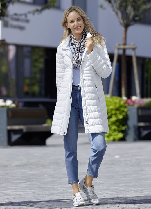 Jacken & Mäntel - Funktions-Kurzmantel mit abnehmbarer Kapuze, in Größe 036 bis 054, in Farbe NATURWEISS Ansicht 4