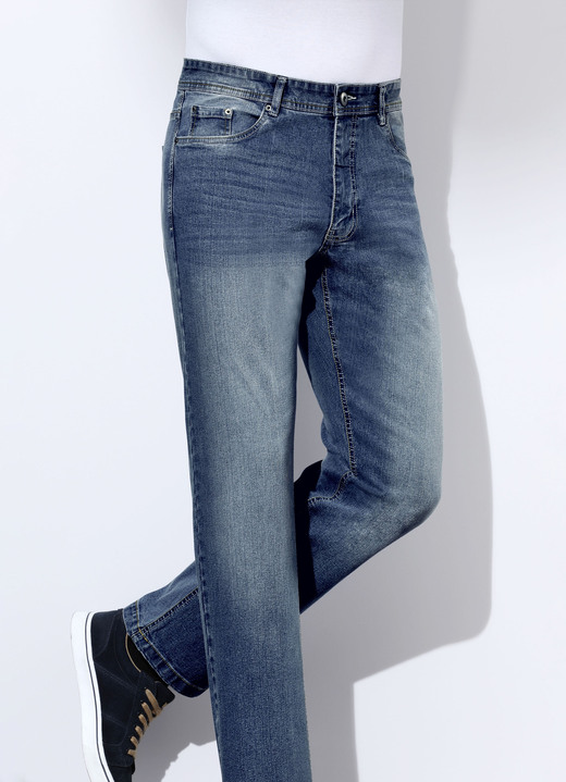 Jeans - Erstklassige Jeans in 3 Farben, in Größe 024 bis 062, in Farbe JEANSBLAU Ansicht 1