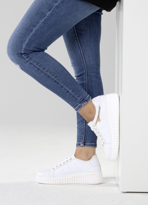 Slipper & Schnürschuhe - ELENA EDEN, stylische Damen-Sneaker, Weite G, herausnehmbares Fußbett Ansicht 4 Slipper & Schnürschuhe - ELENA EDEN, stylische Damen-Sneaker, Weite G, herausnehmbares Fußbett, in Größe 036 bis 042, in Farbe WEISS Ansicht 4
