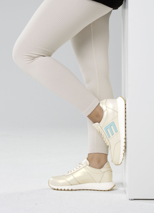 Slipper & Schnürschuhe - ELENA EDEN Sneaker aus schimmerndem Nappaleder Ansicht 4 Slipper & Schnürschuhe - ELENA EDEN Sneaker aus schimmerndem Nappaleder, in Größe 036 bis 042, in Farbe CHAMPAGNER Ansicht 4