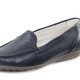 Slipper & Schnürschuhe - Waldläufer, bequeme Damen-Slipper, Weite H, mit herausnehmbarem Fußbett, in Größe 3 1/2 bis 8, in Farbe WEISS – Farbe MARINE – Ansicht 1