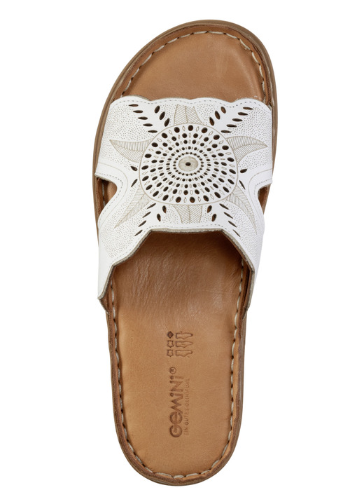 Sandaletten & Pantoletten - Gemini Pantolette aus Nappaleder mit Perforation, in Größe 036 bis 042, in Farbe JEANS Ansicht 8