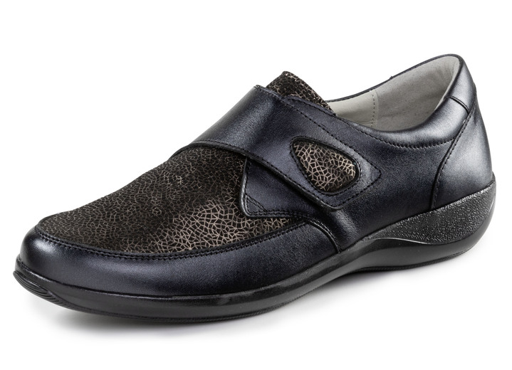 Schuhe - ELENA EDEN Klettschuh aus schimmerndem Nappaleder, in Größe 036 bis 042, in Farbe BEIGE Ansicht 4