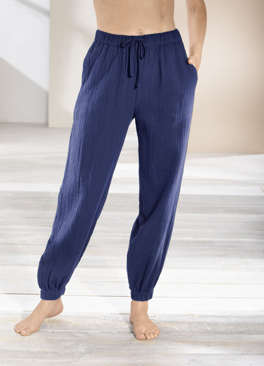 Freizeithosen - Atmungsaktive Hose von Laurina, in Größe 036 bis 054, in Farbe SCHWARZ Ansicht 3