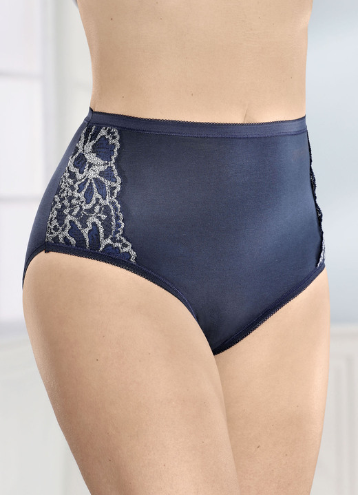 Slips - Viererpack Slips mit Spitzenbesätzen im Vorderteil, in Größe 038 bis 054, in Farbe MARINE Ansicht 1