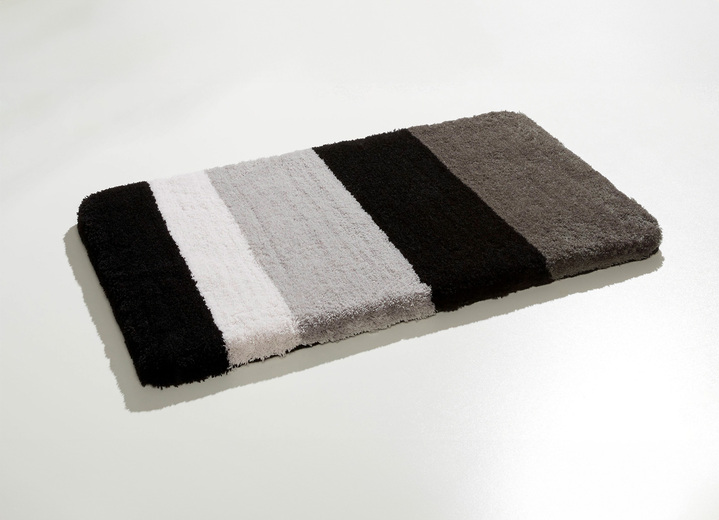 Badgarnituren - Badganitur von Kleine Wolke, in Größe 100 (Vorleger halbrund, 50/ 80 cm) bis 112 (WC-Deckelbezug, 47/ 50 cm), in Farbe BEERE Ansicht 3