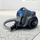 Mit Kabel - Beutelloser Zyklon-Bodenstaubsauger von Bosch, in Farbe BLAU – Farbe BLAU – Ansicht 1