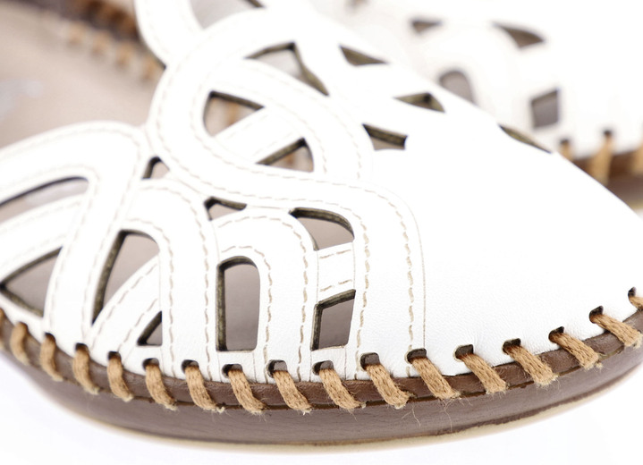 Sandaletten & Pantoletten - Rieker Sandale mit Klettverschluss, in Größe 036 bis 042, in Farbe CREME-COGNAC Ansicht 8