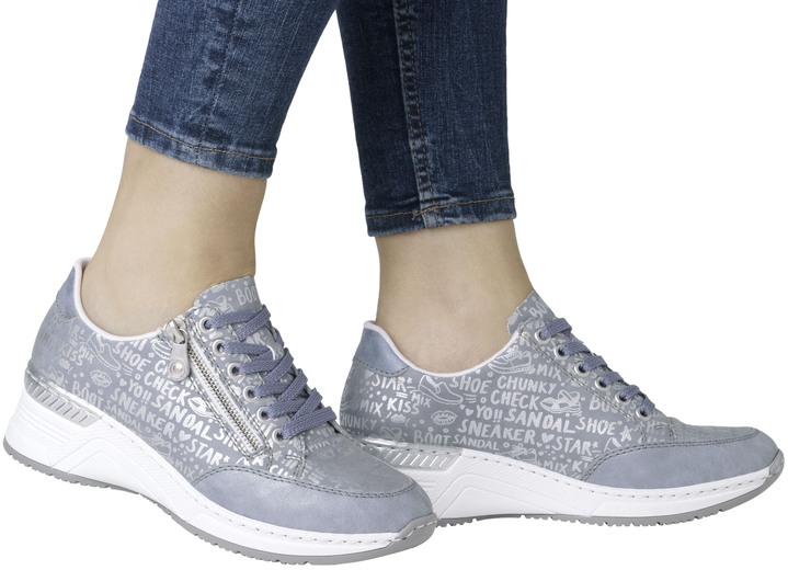 Slipper & Schnürschuhe - Rieker Schnür-Sneaker aus bedrucktem Synthetikmaterial, in Größe 036 bis 042, in Farbe HELLGRAU-SILBER Ansicht 16