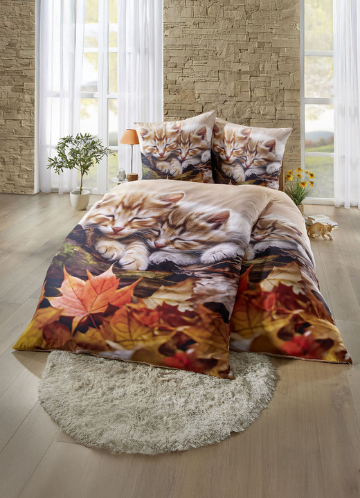 Bettwäschegarnituren - Bettwäsche-Garnitur mit Kätzchen im Herbstlaub-Motiv, in Farbe MULTICOLOR Ansicht 2