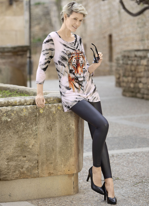 Leggings - Leggings in feiner Glanz-Optik, in Größe 034 bis 058, in Farbe AUBERGINE Ansicht 5