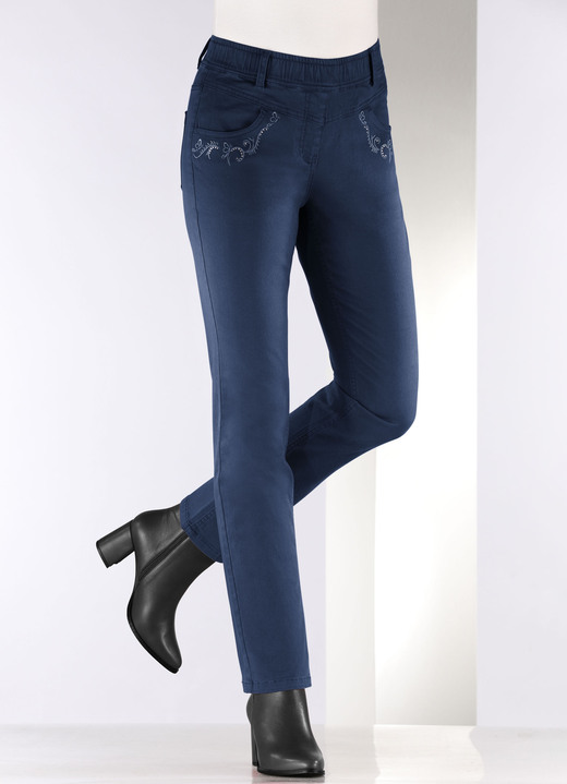 Hosen in Schlupfform - Hose mit funkelnden Glitzersteinchen, in Größe 018 bis 052, in Farbe HELLBLAU Ansicht 23