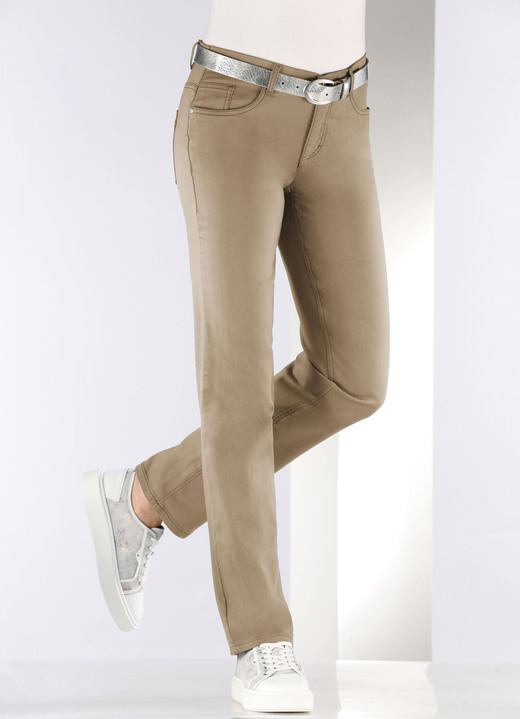 Hosen mit Knopf- und Reißverschluss - Softe Hose in 5-Pocket-Form, in Größe 017 bis 050, in Farbe BORDEAUX Ansicht 16