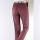 Hosen mit Knopf- und Reißverschluss - Softe Hose in 5-Pocket-Form, in Größe 017 bis 050, in Farbe BORDEAUX – Farbe BORDEAUX – Ansicht 4