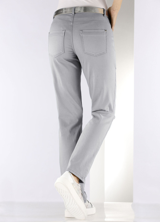 Hosen mit Knopf- und Reißverschluss - Softe Hose in 5-Pocket-Form, in Größe 017 bis 050, in Farbe BORDEAUX Ansicht 13