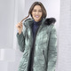 Winterjacken - Jacke mit abnehmbarem Kunstpelz-Besatz, in Größe 019 bis 054, in Farbe JADEGRÜN – Farbe JADEGRÜN – Ansicht 3
