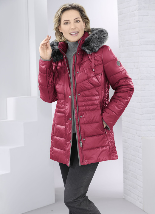 Winterjacken - Jacke mit figurfreundlicher Längssteppung seitlich Ansicht 3 Winterjacken - Jacke mit figurfreundlicher Längssteppung seitlich, in Größe 038 bis 054, in Farbe PFAUENGRÜN Ansicht 3