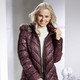 Winterjacken - Jacke mit Kunstpelz-Innenausstattung in der Kapuze, in Größe 036 bis 052, in Farbe AUBERGINE-BUNT – Farbe AUBERGINE-BUNT – Ansicht 3