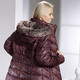Winterjacken - Jacke mit Kunstpelz-Innenausstattung in der Kapuze, in Größe 036 bis 052, in Farbe AUBERGINE-BUNT – Farbe AUBERGINE-BUNT – Ansicht 2