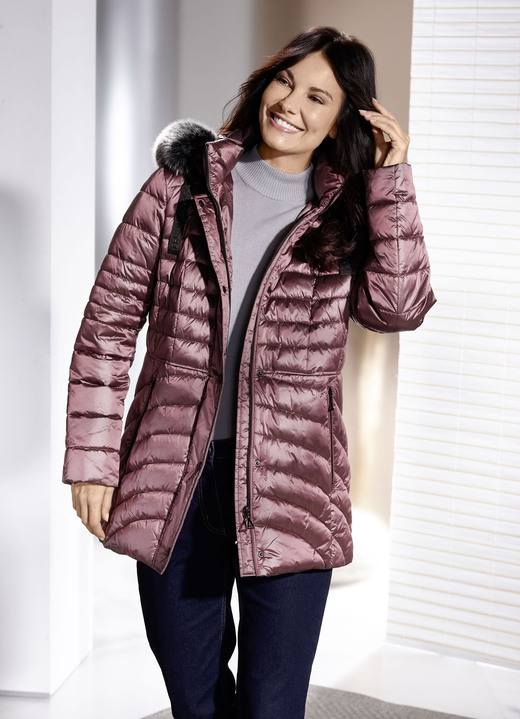 Winterjacken - Jacke mit abnehmbarer Kapuze, in Größe 036 bis 052, in Farbe MAUVE Ansicht 3