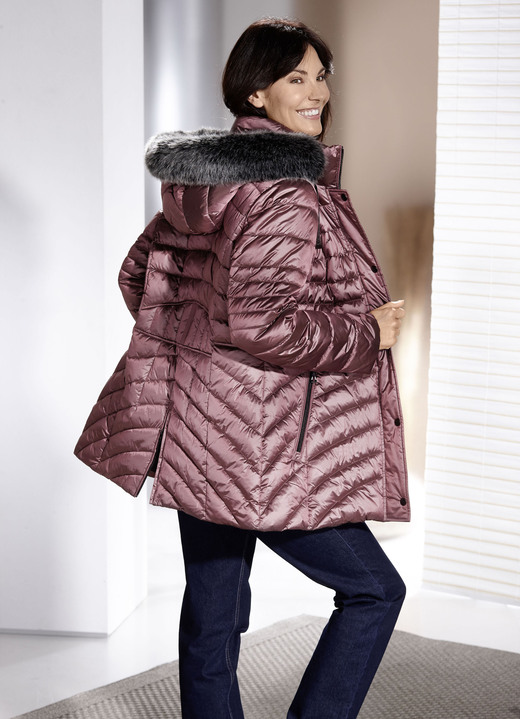 Winterjacken - Jacke mit abnehmbarer Kapuze, in Größe 036 bis 052, in Farbe MAUVE Ansicht 2